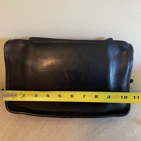 Vintage Coach Leather Basic Bag Purse - Picture 10 of 16